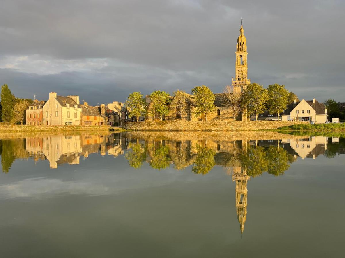 Le Relais De La Place Le Faou Buitenkant foto