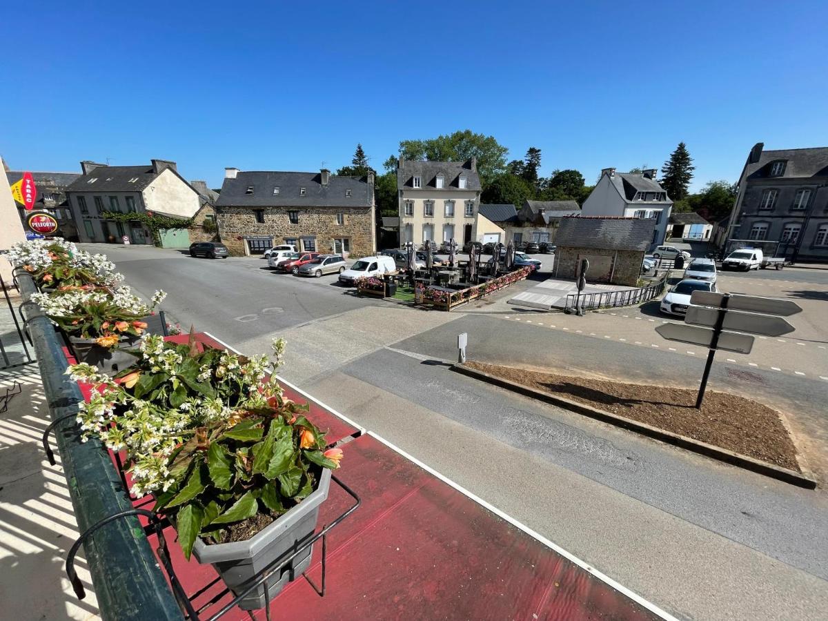 Le Relais De La Place Le Faou Buitenkant foto