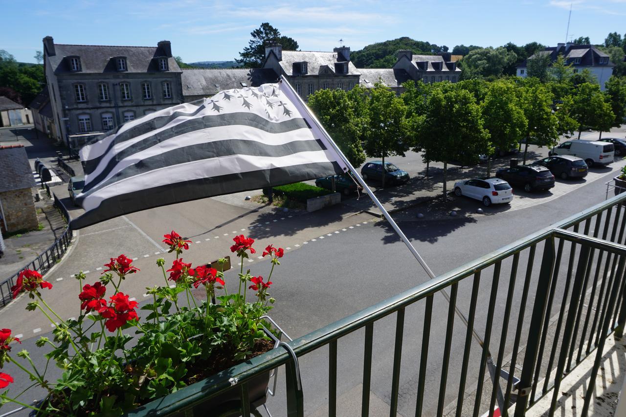 Le Relais De La Place Le Faou Buitenkant foto